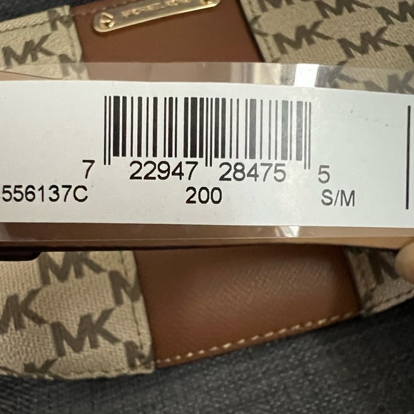 NWT MICHAEL KORS MK SIGNATURE FANNY PACK BAG ON BELT - Picture 6 of 6